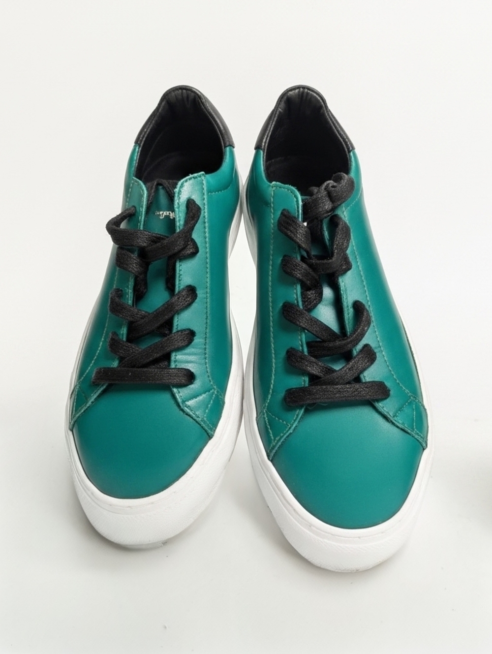 NWOB New CROSTY Sneaker Eur 37